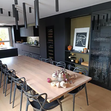 Séjour chez l'habitant Avec Jacuzzi Extérieur *